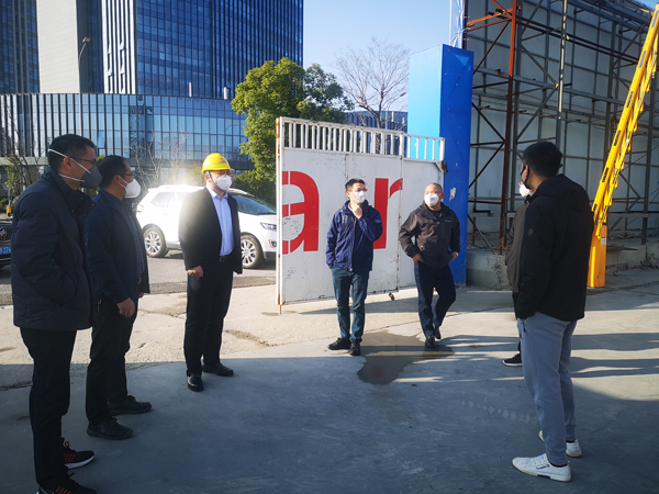 1581908142164844.jpg 02 朱拂曉總經理(lǐ)率隊赴甯波地(dì)區(qū)公司在建項目檢查指導疫情防控工(gōng)作(zuò)2.JPG