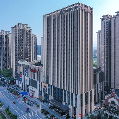 3、鼎盛•中央城(chéng)南(nán)區(qū)（二期）鼎盛中心（商業(yè)MALL +公寓）項目照(zhào)片.jpg