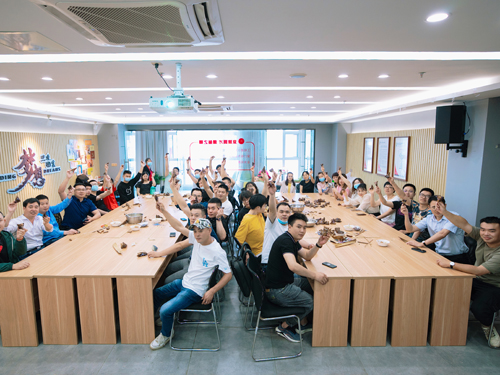 1654501953529484.jpg 11 集體(tǐ)合影(yǐng)-2.jpg