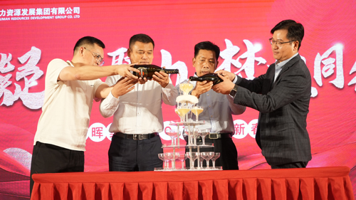 1677486067338828.jpg 02 共注香槟塔.JPG