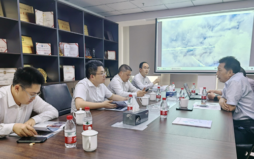 1682208999794229.jpg 02 東(dōng)陽市(shì)政府領導赴公司走訪調研-2.jpg