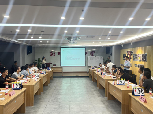 1695082827601567.jpg 02 現(xiàn)場(chǎng)交鋒-1.jpg