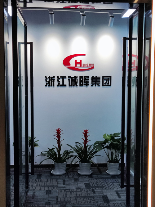 1703207095431500.jpg 辦公實景-1.jpg