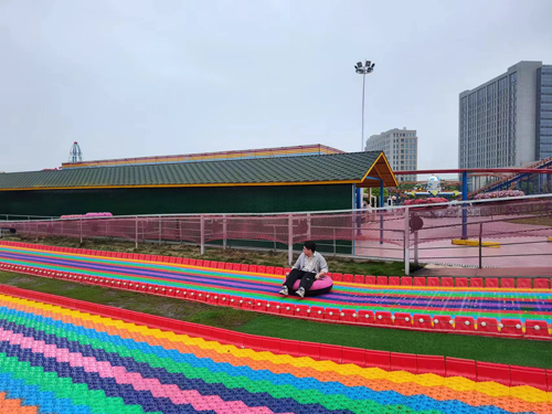 08  遊園風(fēng)光(guāng)-2.jpg